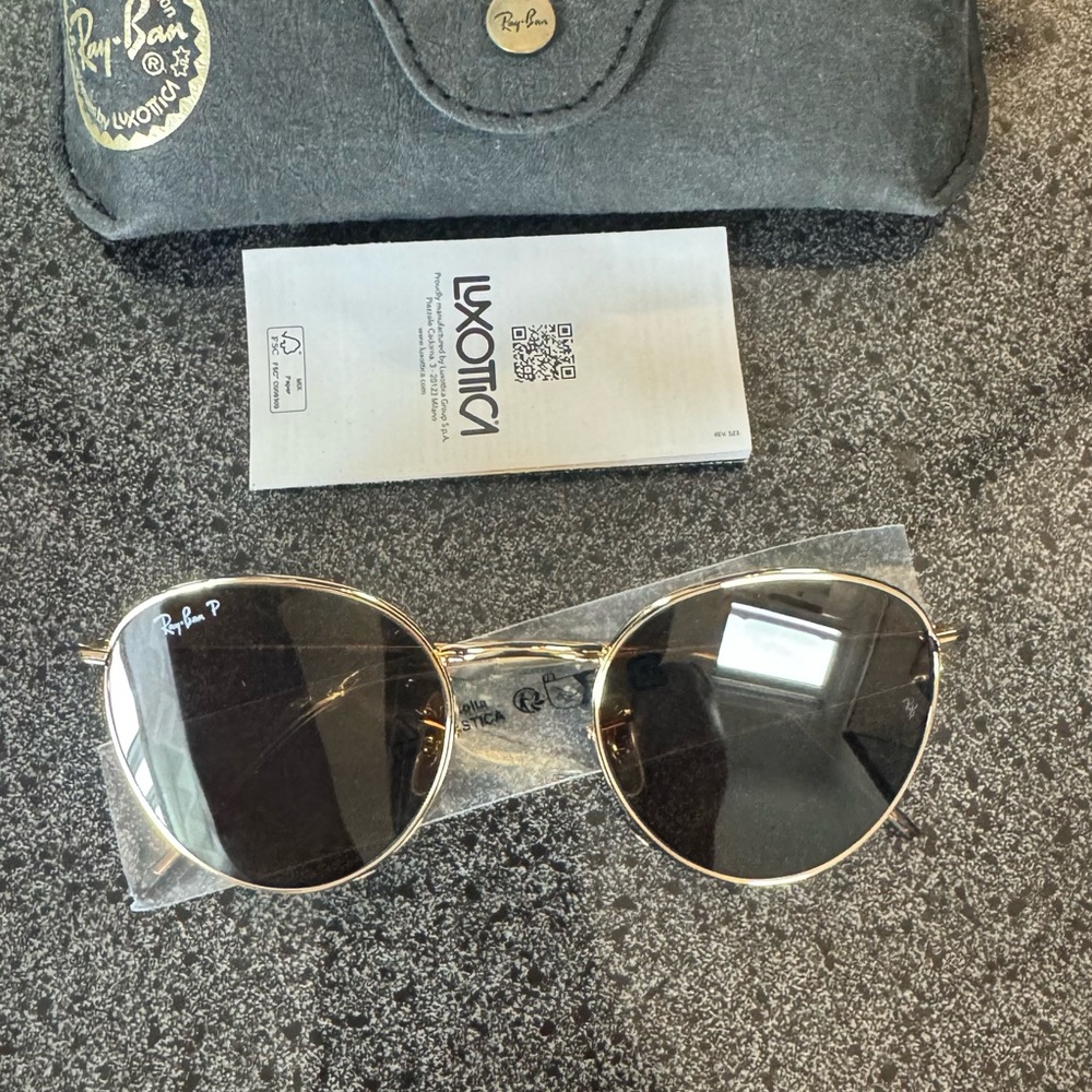 Ray-Ban Gold Aviator Sunglasses with Black Lenses